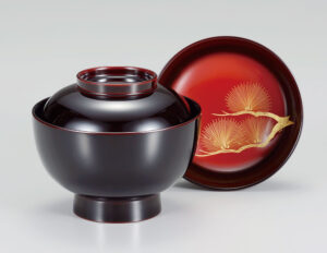 年始お祝いの食卓を格上げする【越前漆器 粂治郎】のおすすめ5選 owan3010 7 1 300x232 - 年始お祝いの食卓を格上げする【越前漆器 粂治郎】のおすすめ5選